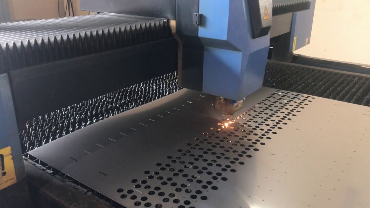 cắt inox bằng máy Laser-Fiber.