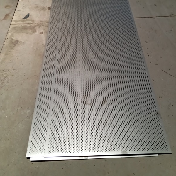 Tấm inox đột lỗ tại Quảng Ninh - Inox Hòa Phát cung cấp theo yêu cầu