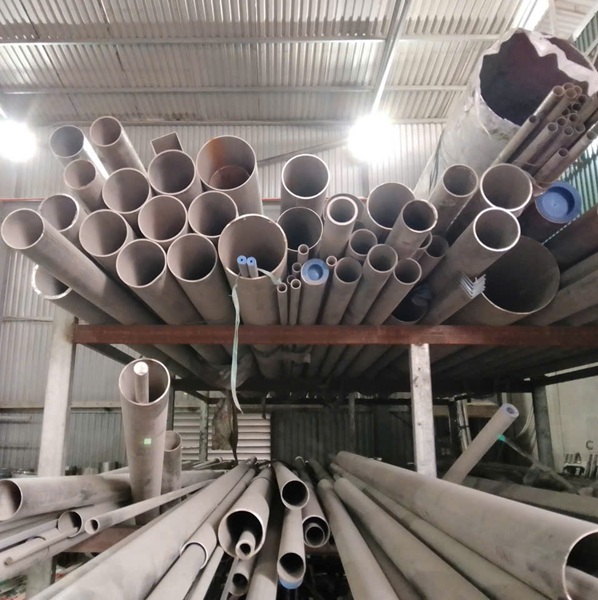 Ống hộp inox tại Yên Bái gồm ống inox tròn, hộp vuông, hộp chữ nhật, đầy đủ kích thước, giao hàng nhanh