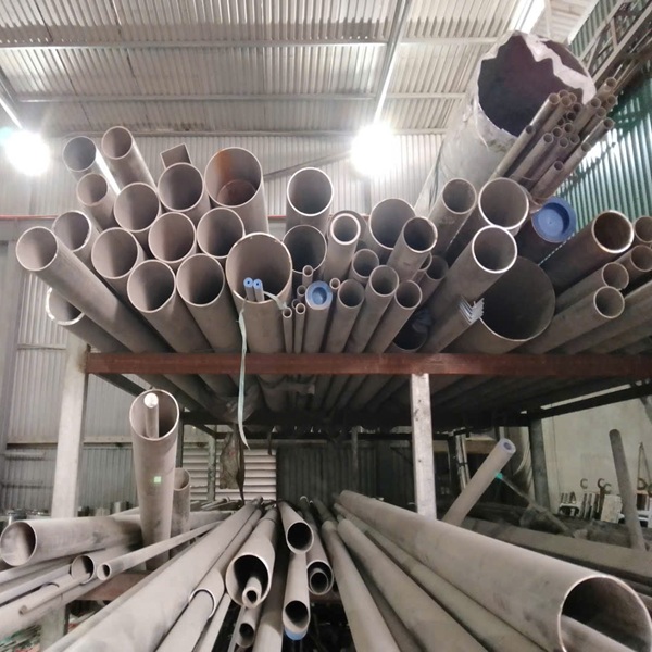 Ống Hộp Inox Công Nghiệp Tại Hà Giang – Giá Tốt Từ Xưởng