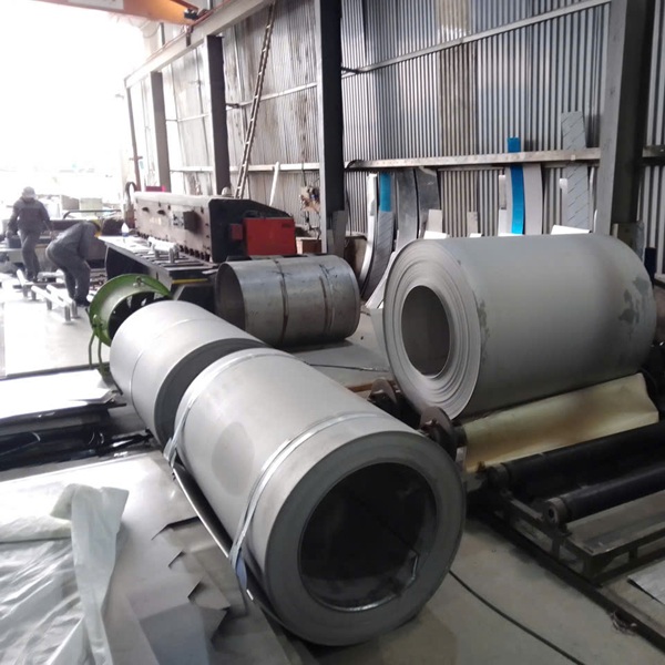 Tấm cuộn inox cán nóng tại Thanh Hóa đầy đủ độ dày