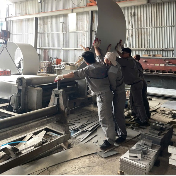 Gia công inox tại Cao Bằng chuyên cắt laser, chấn gấp, bồn bể inox theo yêu cầu